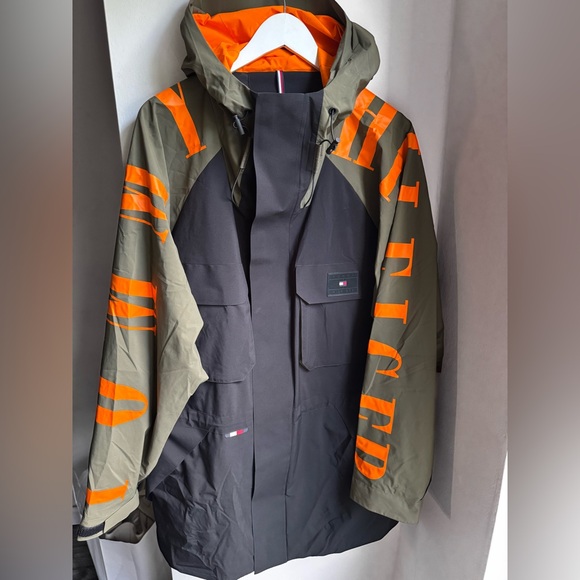 Tommy Hilfiger Colorblock Utility Jacket - Picture 1 of 11